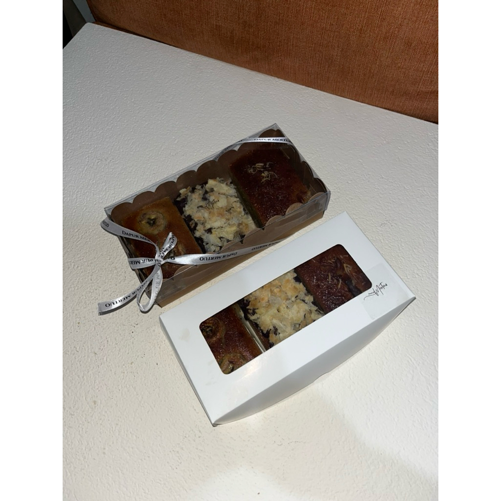 

Set Banana Cake (3 varian Personal Banana Cake dalam satu paket)
