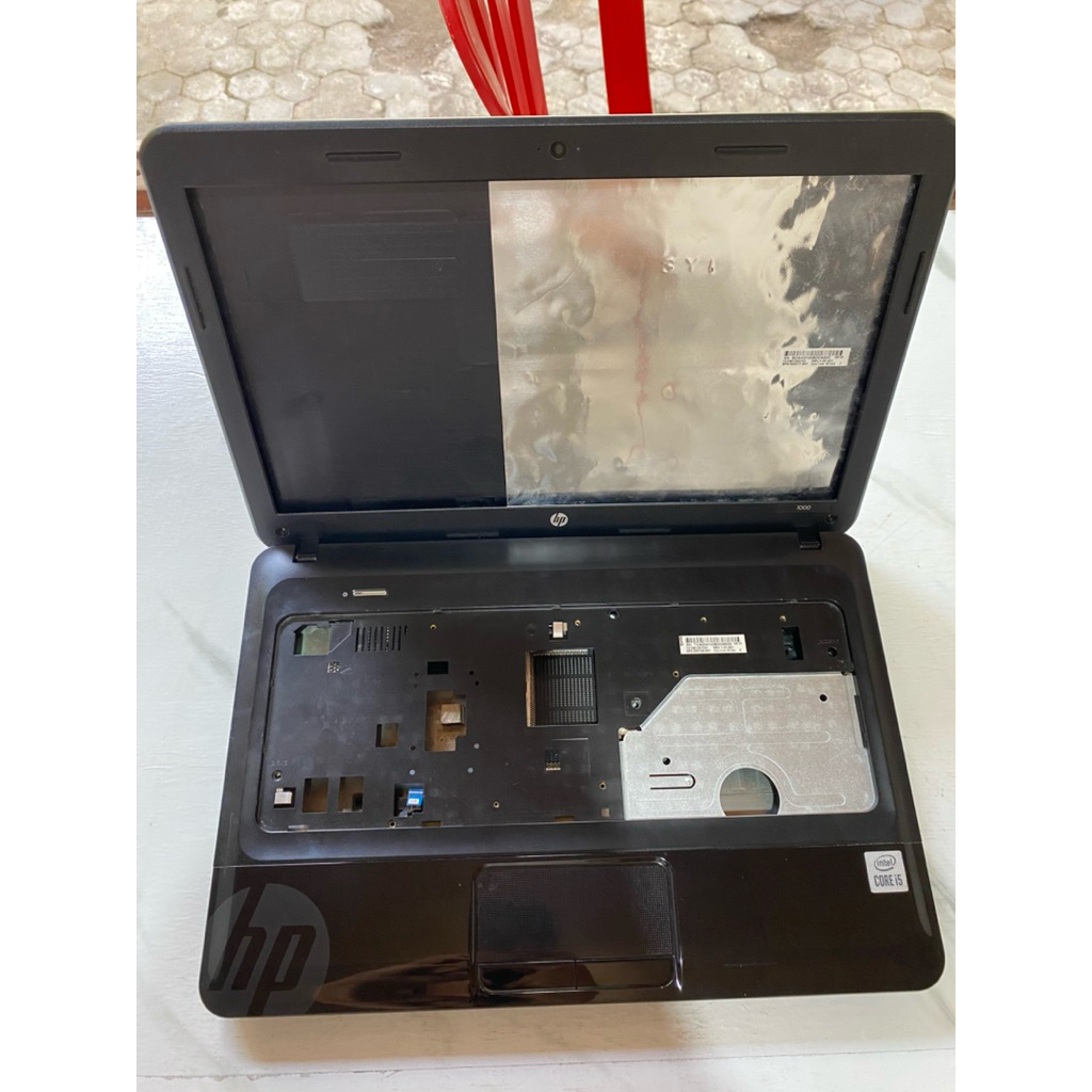 Casing Case Kesing Laptop HP 1000