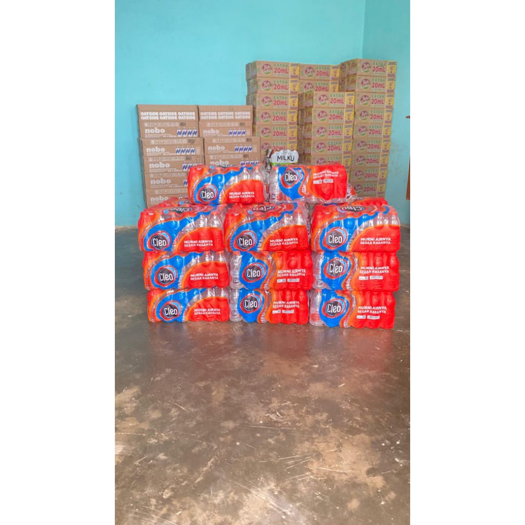 

Cleo Botol Mini Isi 24 × 220ml