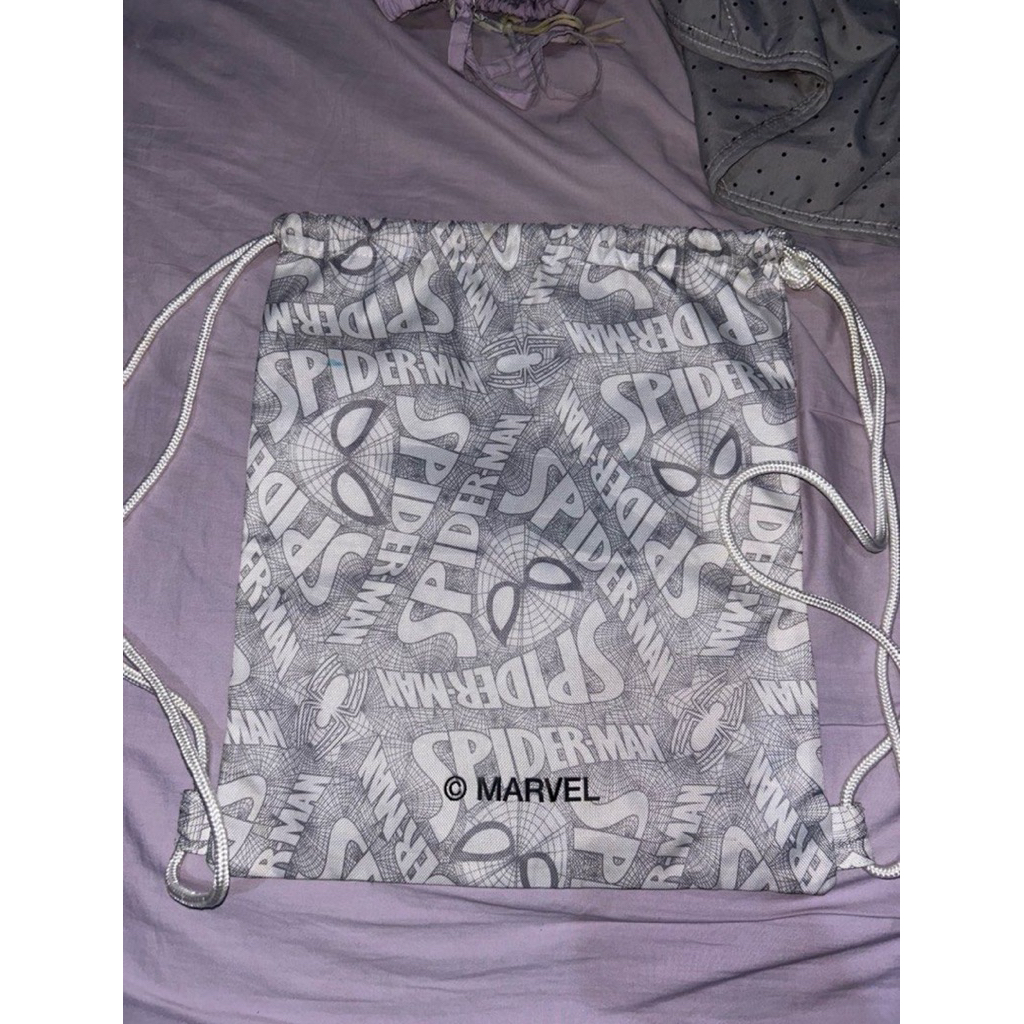 Tas serut Marvel Miniso