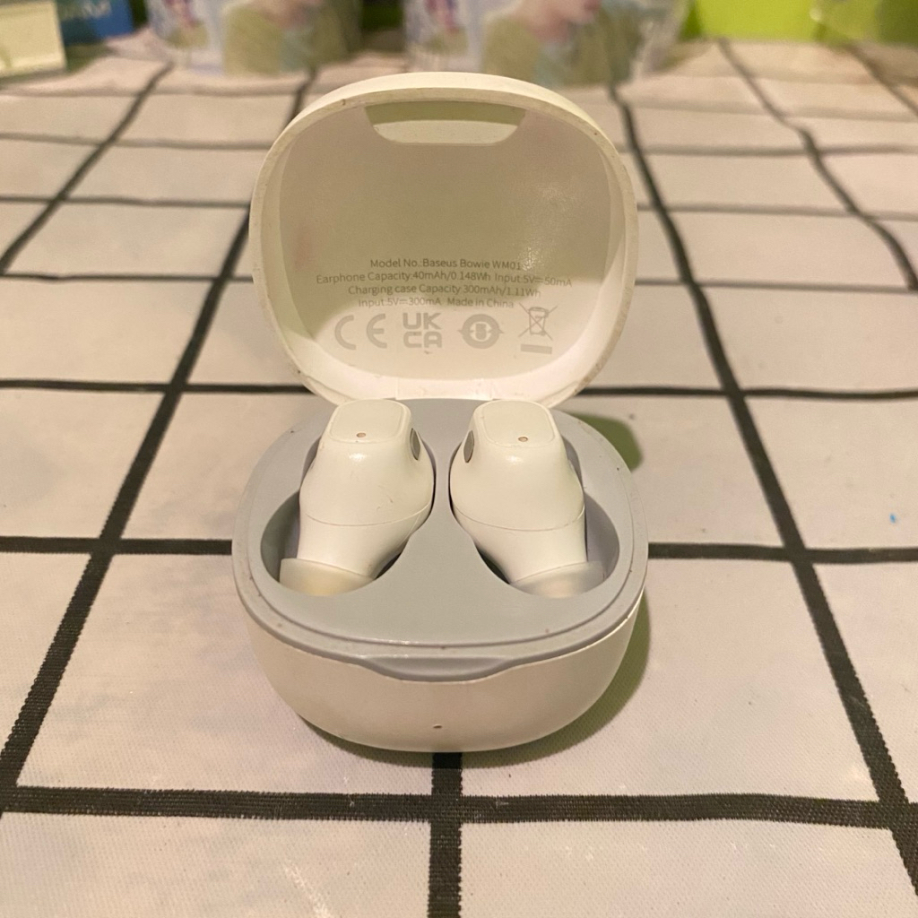 preloved baseus WM01