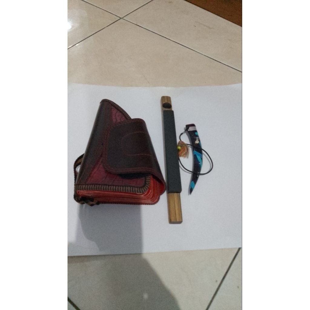 1 paket tas taji ayam dan batu asah