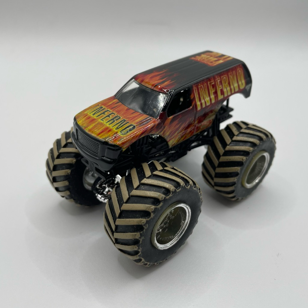Hot Wheels Monster Jam Inferno Mud Trucks Loose Skala 64 Truck Hotwheels