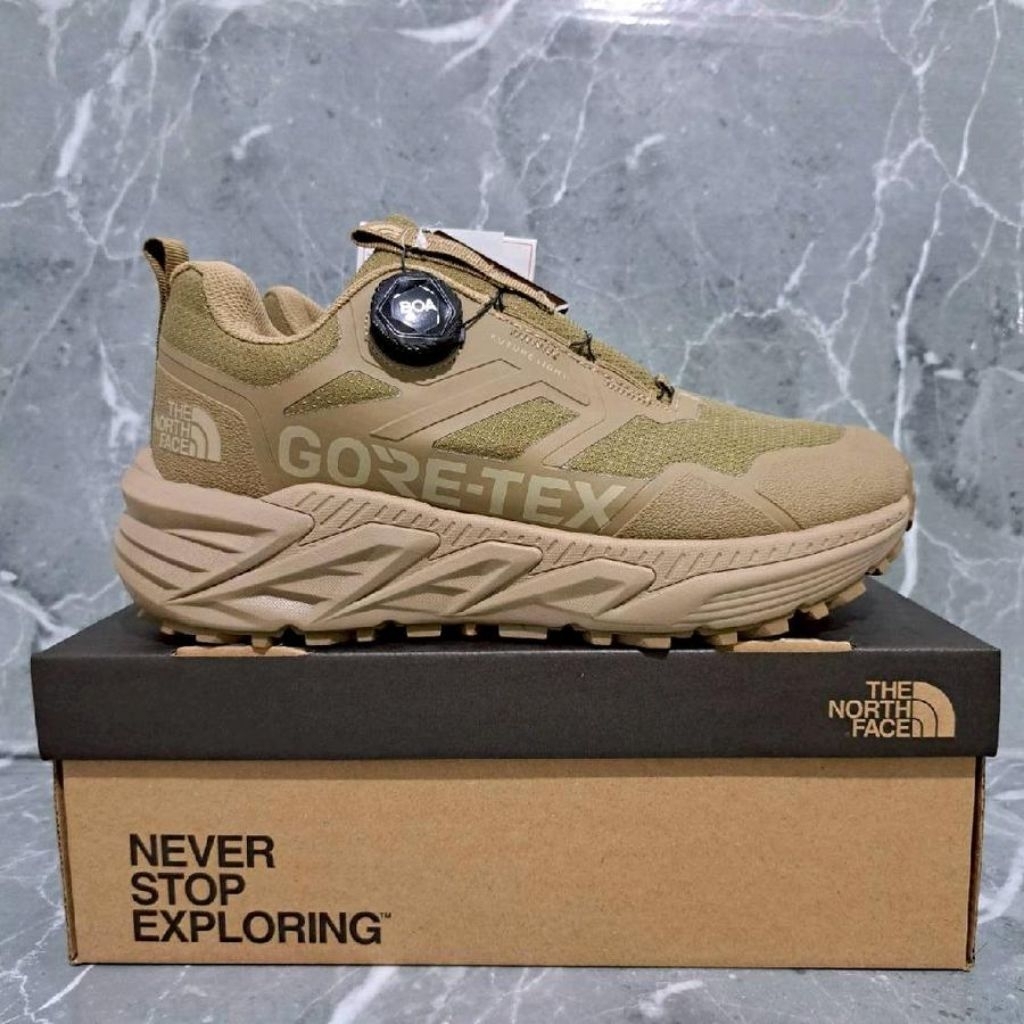 Sepatu Hiking TNF BOA Gore-Tex Coyote Brown