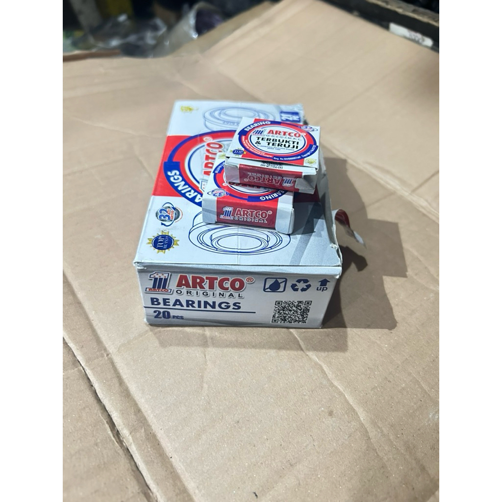 (1pcs) laher bearing artco original