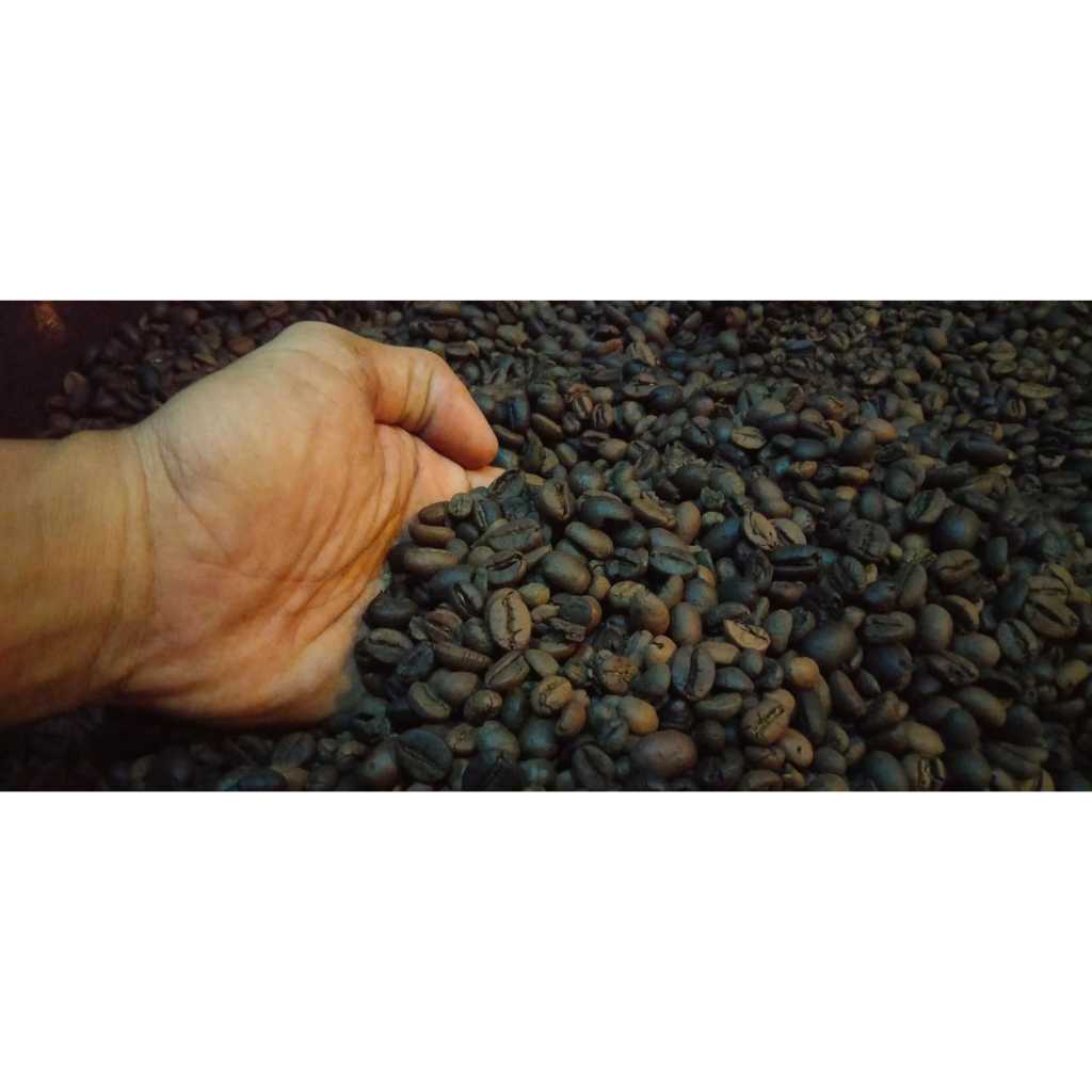 

Bubuk Kopi Hitam Giras Murni 1kg Rasa Mantap Khas Jawa Timur