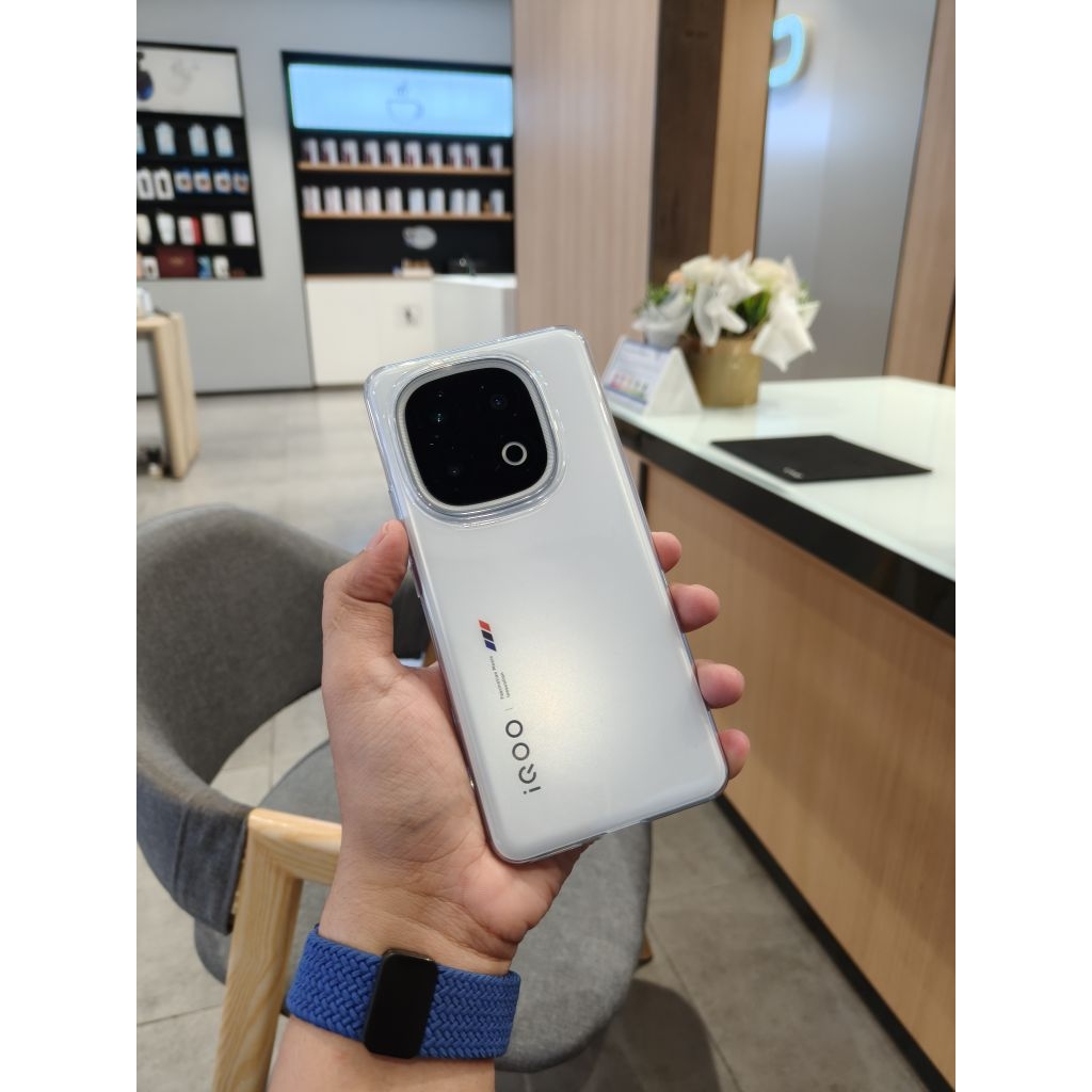 iqoo 13 16/512GB second like new