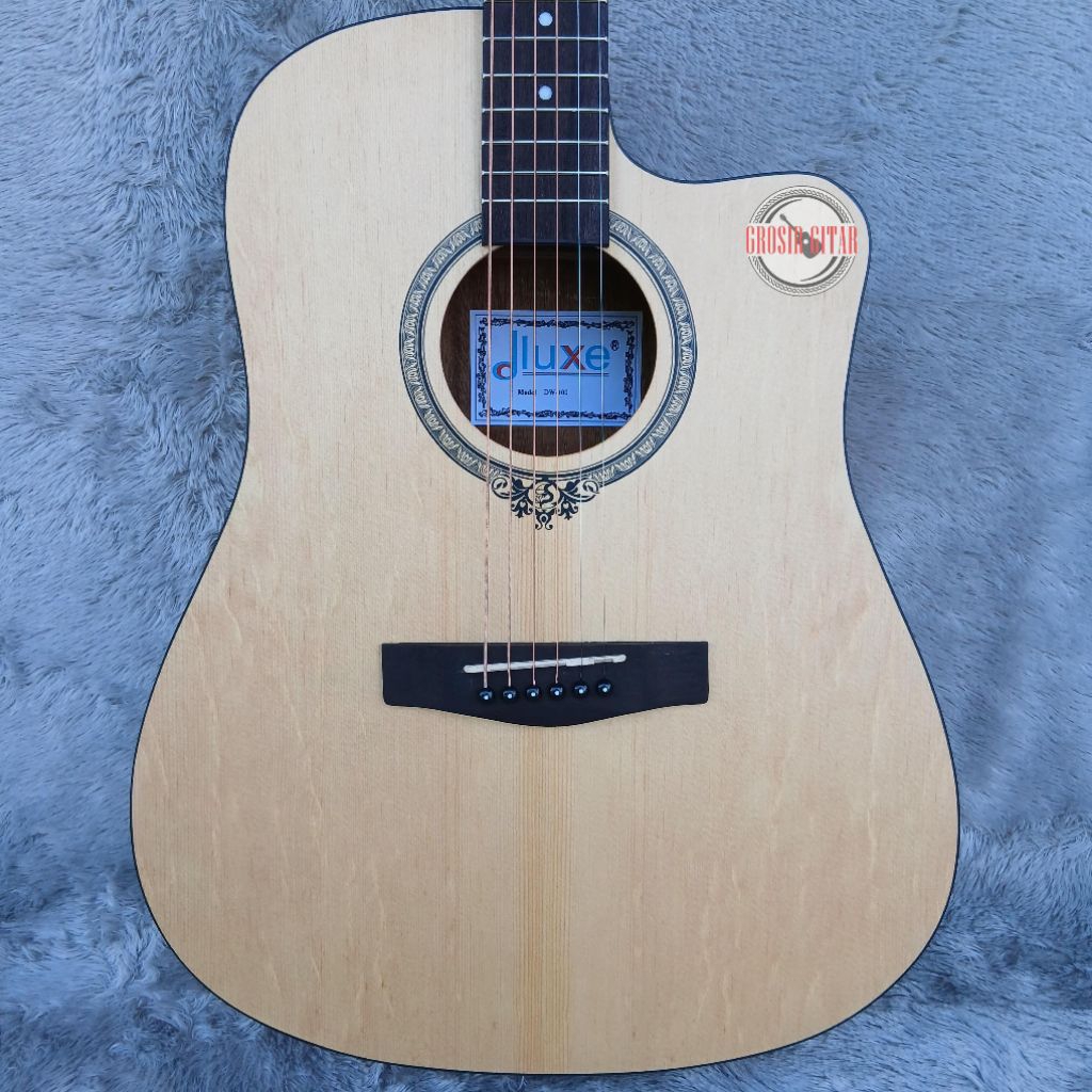 Gitar dluxe DW-110 Akustik Original { Dreadnought Cutaway }