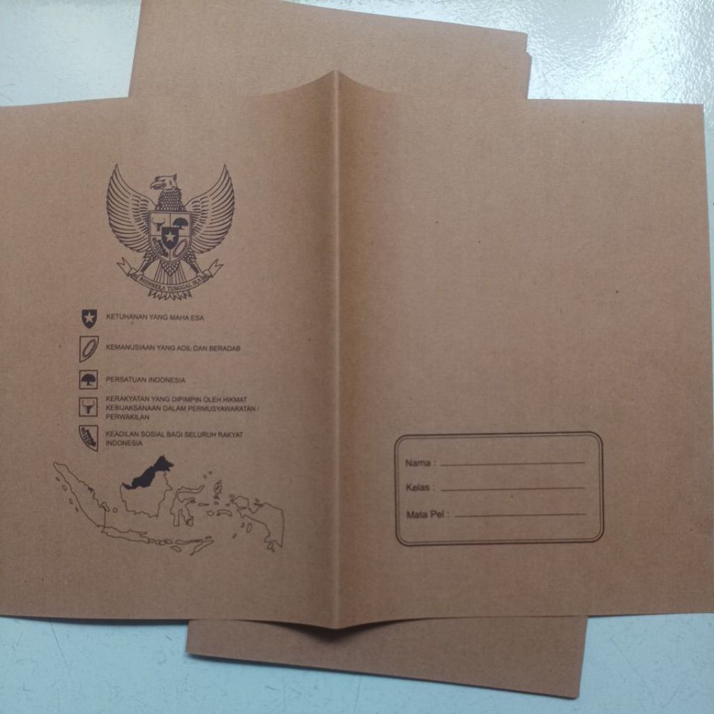 

sampul buku qto 10lembar. 70gsm.kertas licin/ halus