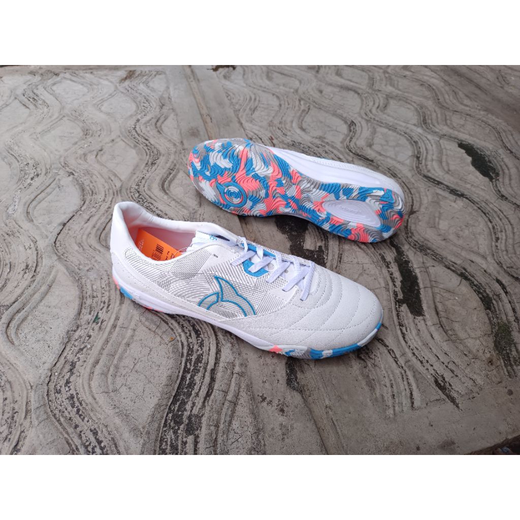 ortuseight sepatu futsal jogosala crusher