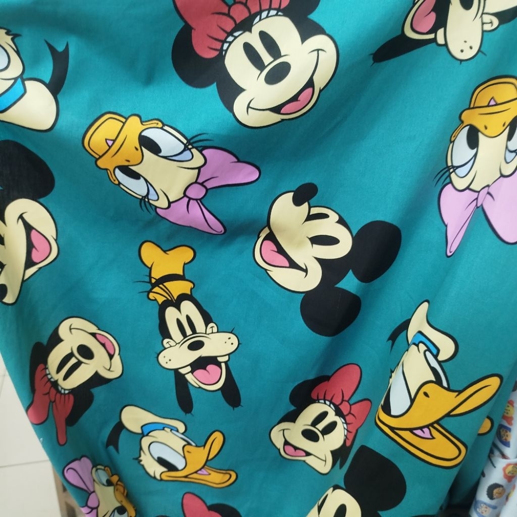 Kain Katun Poplin Motif Mickey Mouse Premium – Cocok untuk Gamis, Dress,Kemeja & Baju Anak - Kain Ka