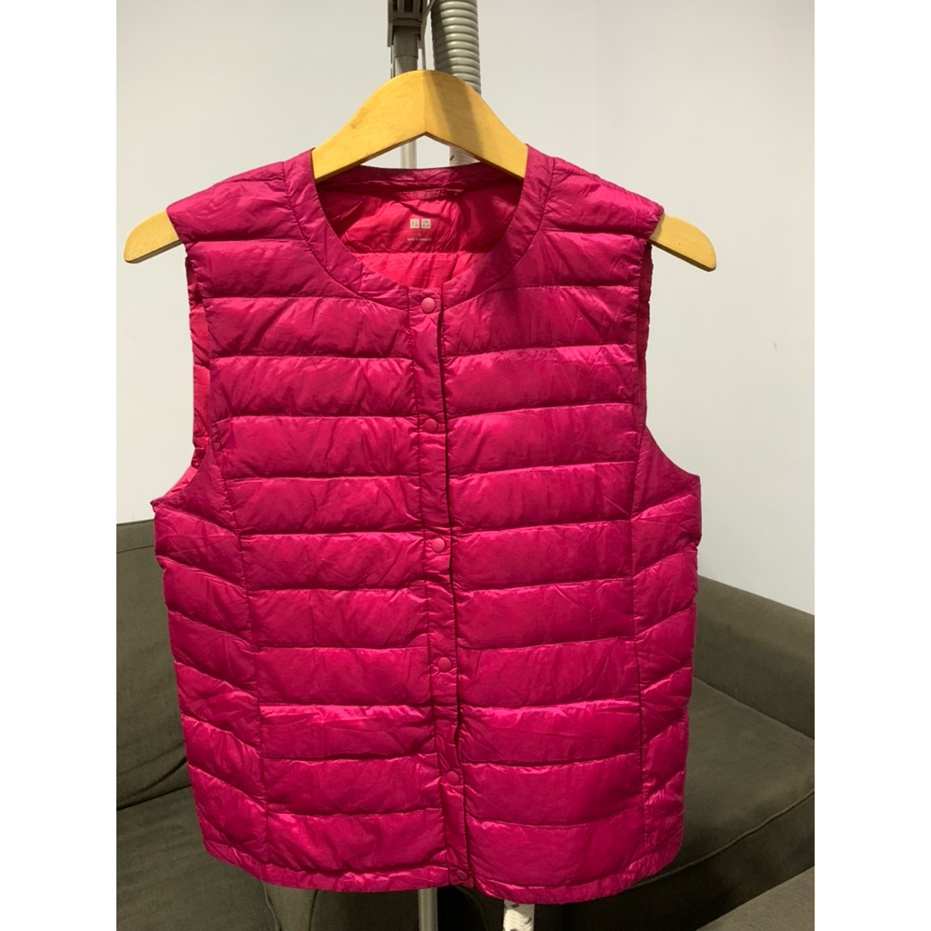 Uniqlo ultralight down jacket pocketable