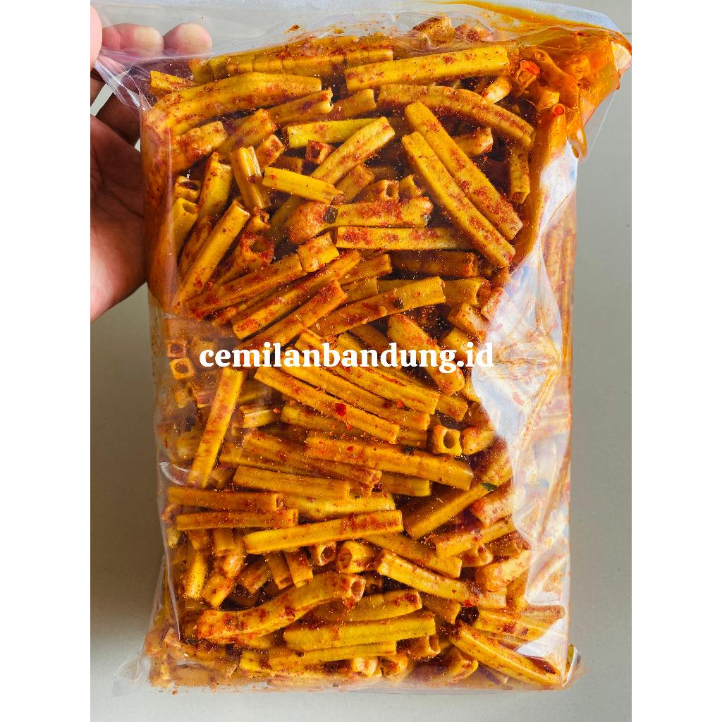 

kerupuk potato/noni noni 1kg pedas daun jeruk