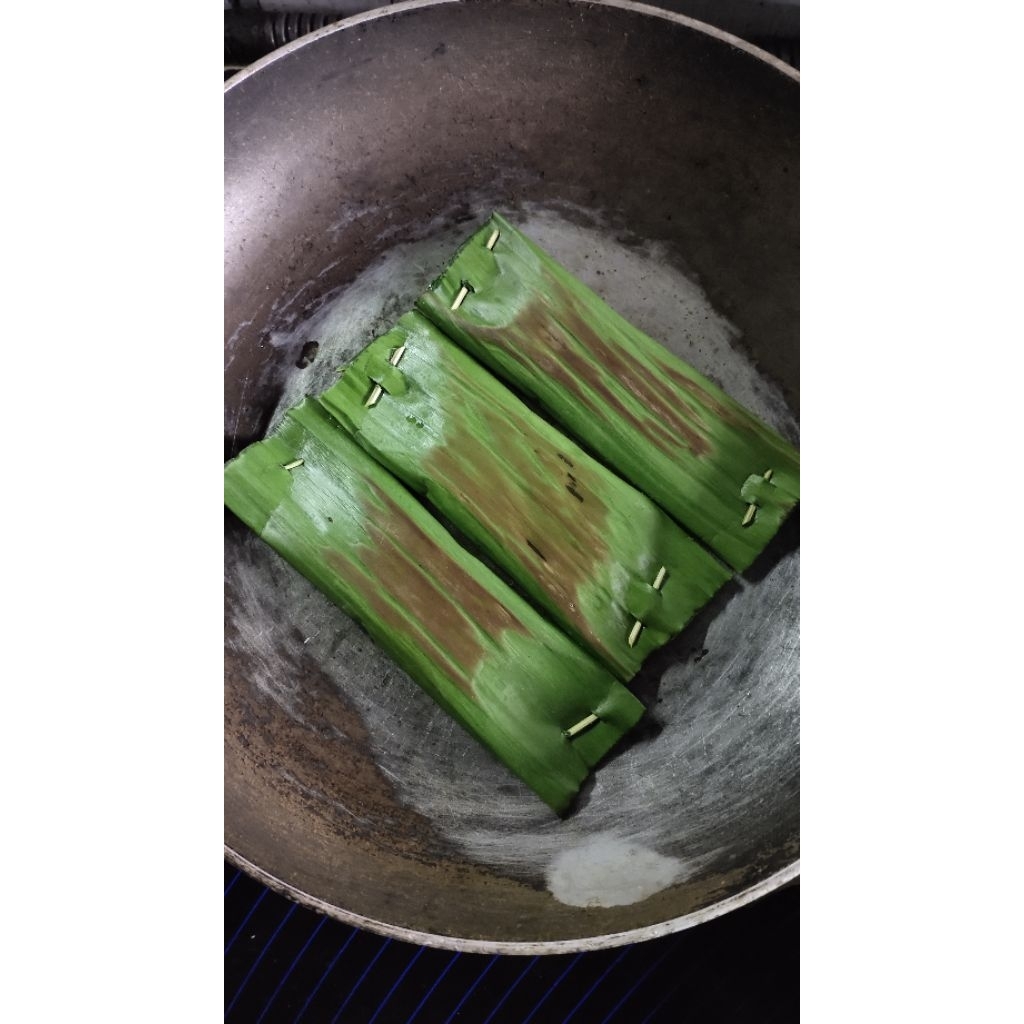 

Otak otak ikan tenggiri / otak otak bakar isi 5pcs