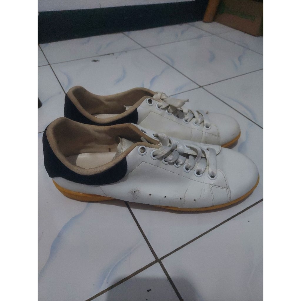 sepatu alexander mcqueen