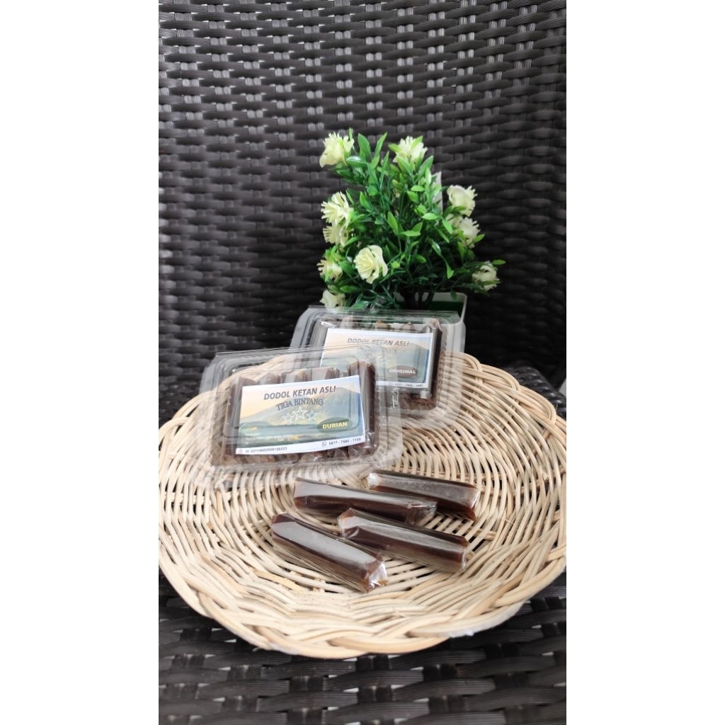 

DODOL TIGA BINTANG / DODOL JAKARTA / DODOL DIENG / DODOL GULA JAWA / DODOL BERAS KETAN /DODOL TRADISIONAL/ DODOL ASLI / DODOL JAWA