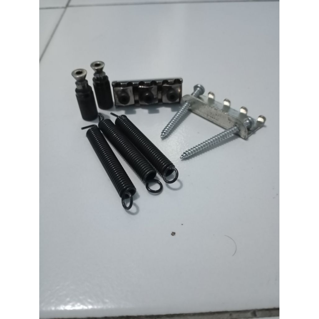 spare parts tremolo