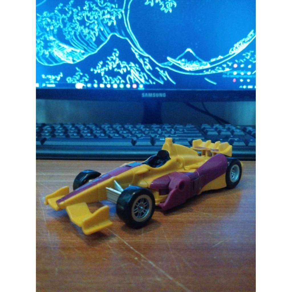 Transformers Combiner Wars Dragstrip