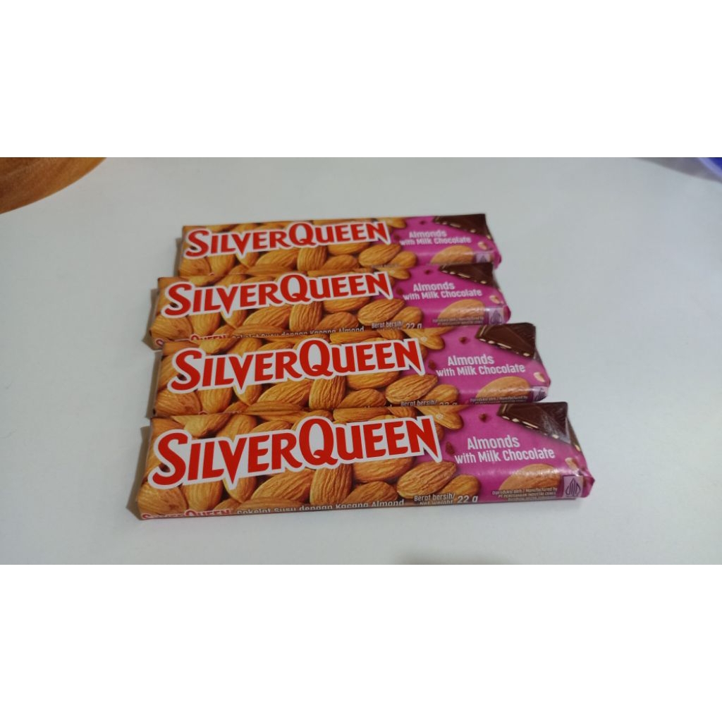

Coklat SilverQueen Almond 22 gram