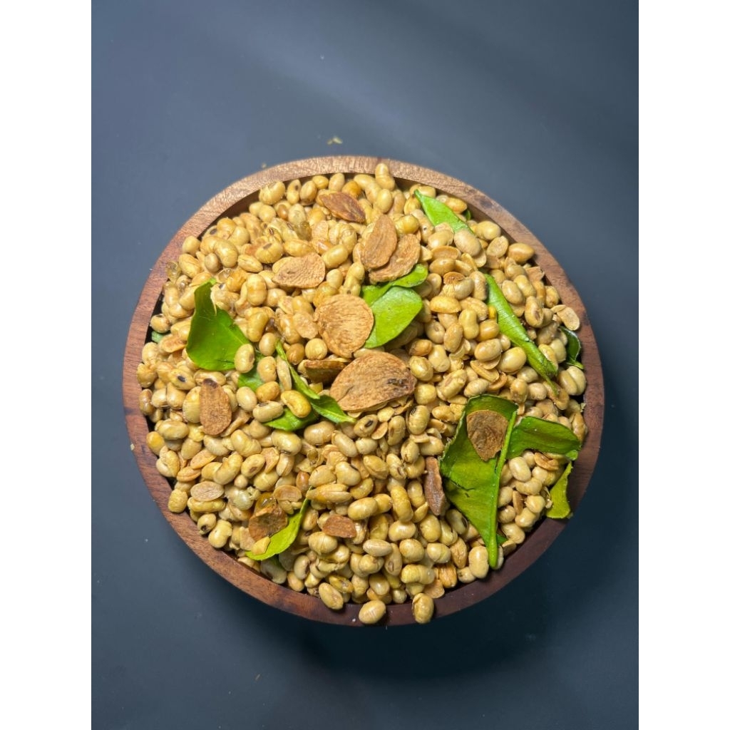 

Kedelai Goreng Original Bawang Goreng X Daun Jeruk 1Kg