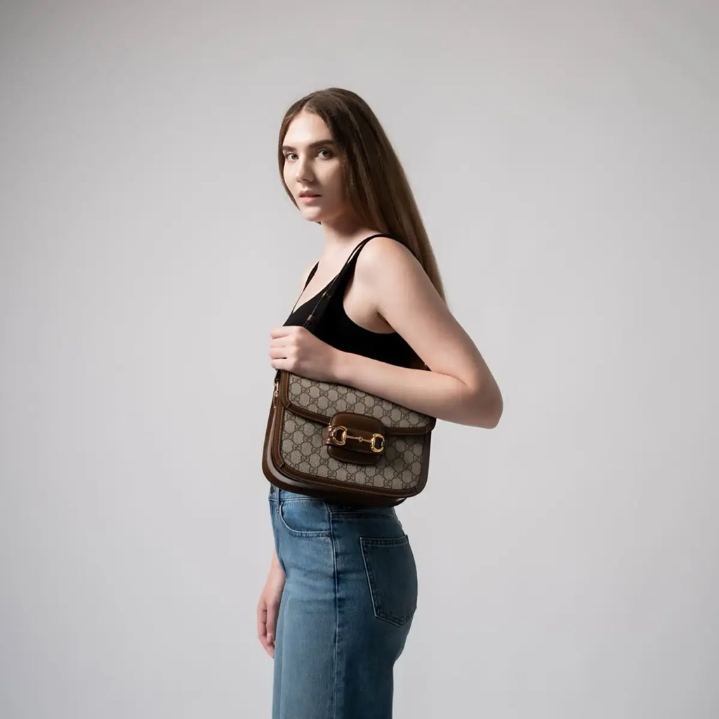 Tas Guccii* horsbit small brown gold hard ware canvas n leather shoulder n sling bag