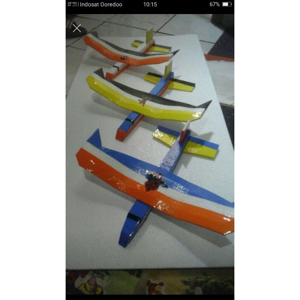 mainan pesawat gabus lempar