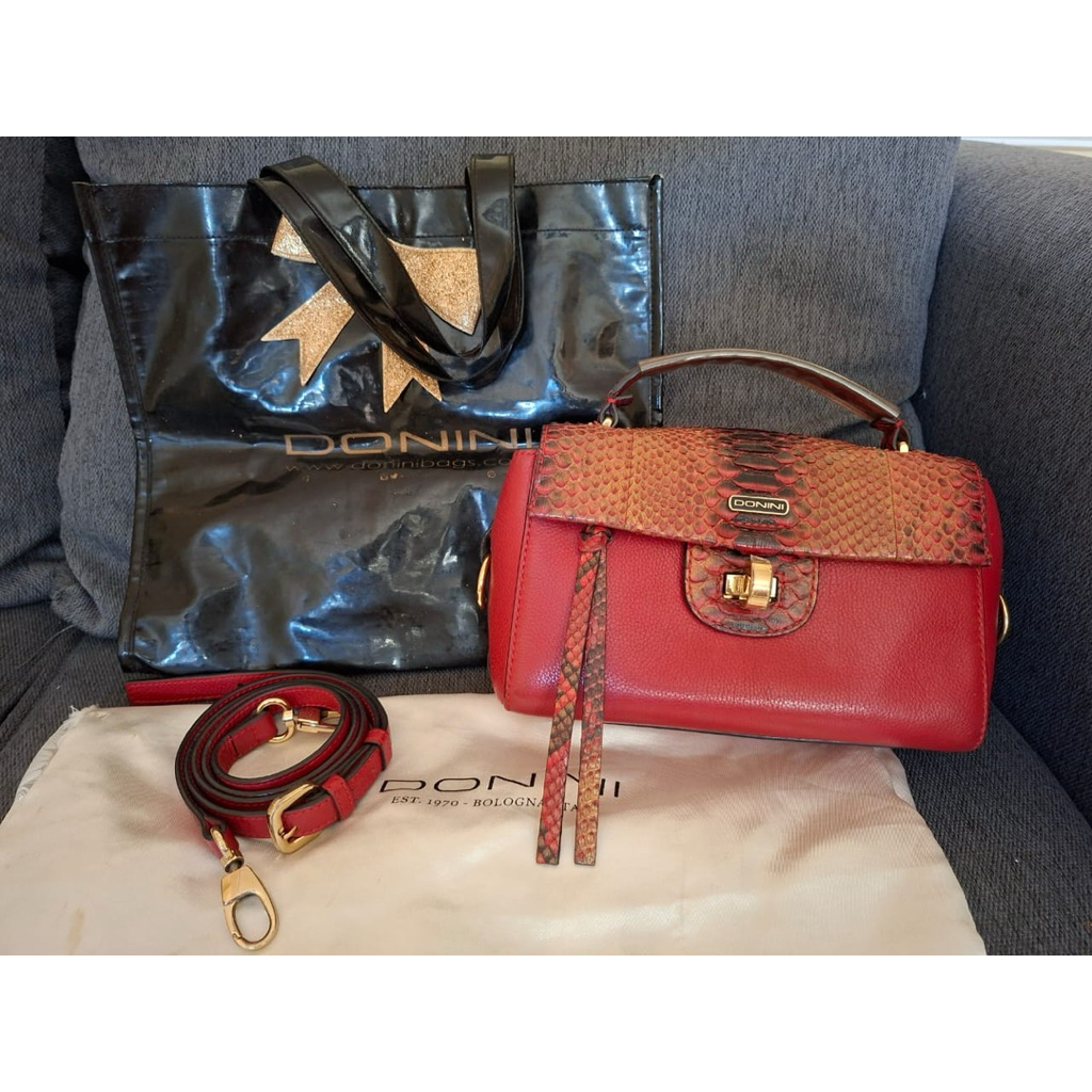 tas vigo imlek merah donini