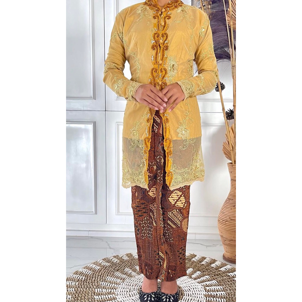 preloved 2 kebaya ibu kuning kunyit