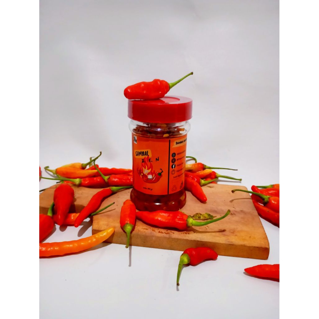 

SAMBAL CUMI/SAMBAL AYAM SUWIR/SAMBAL TERI IJO DLL. isi 150 gr