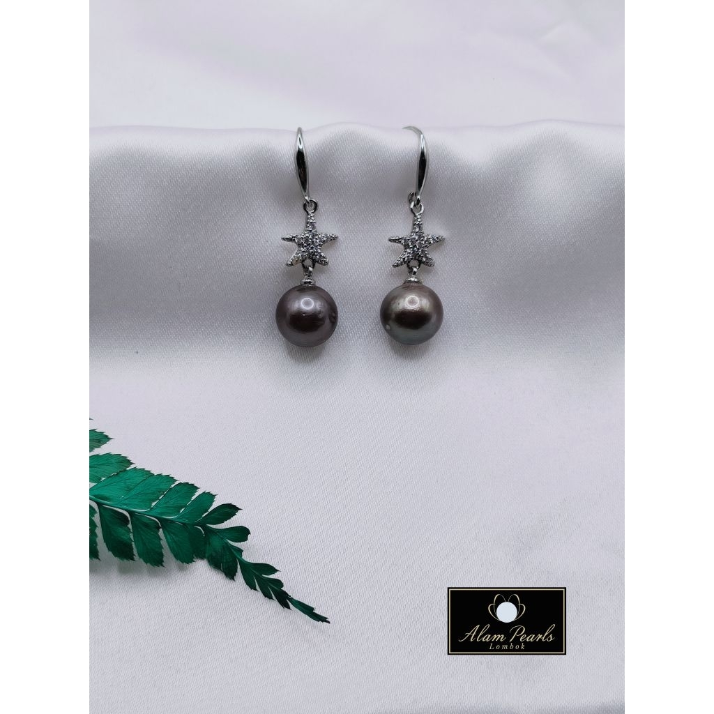 Anting juntai mutiara laut hitam
