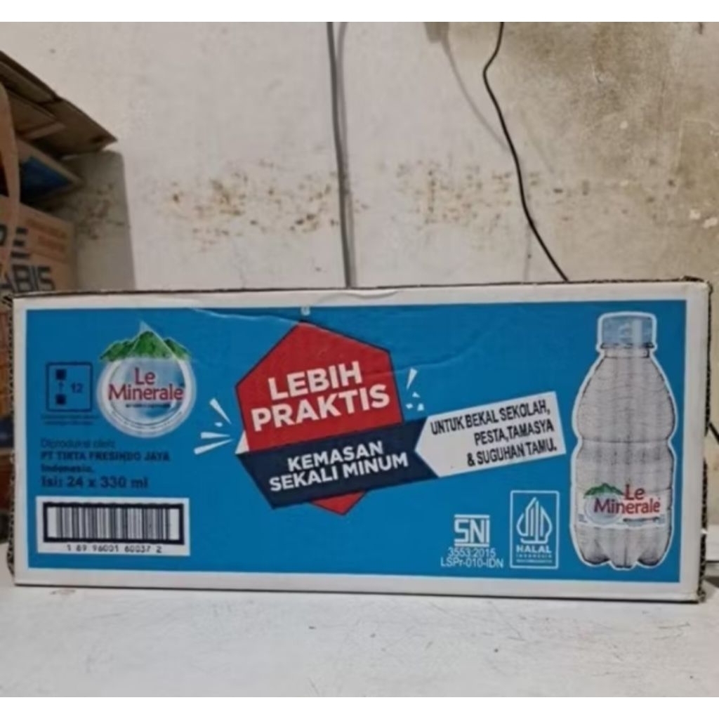 

le minerale 300ml pesenan mas fachri