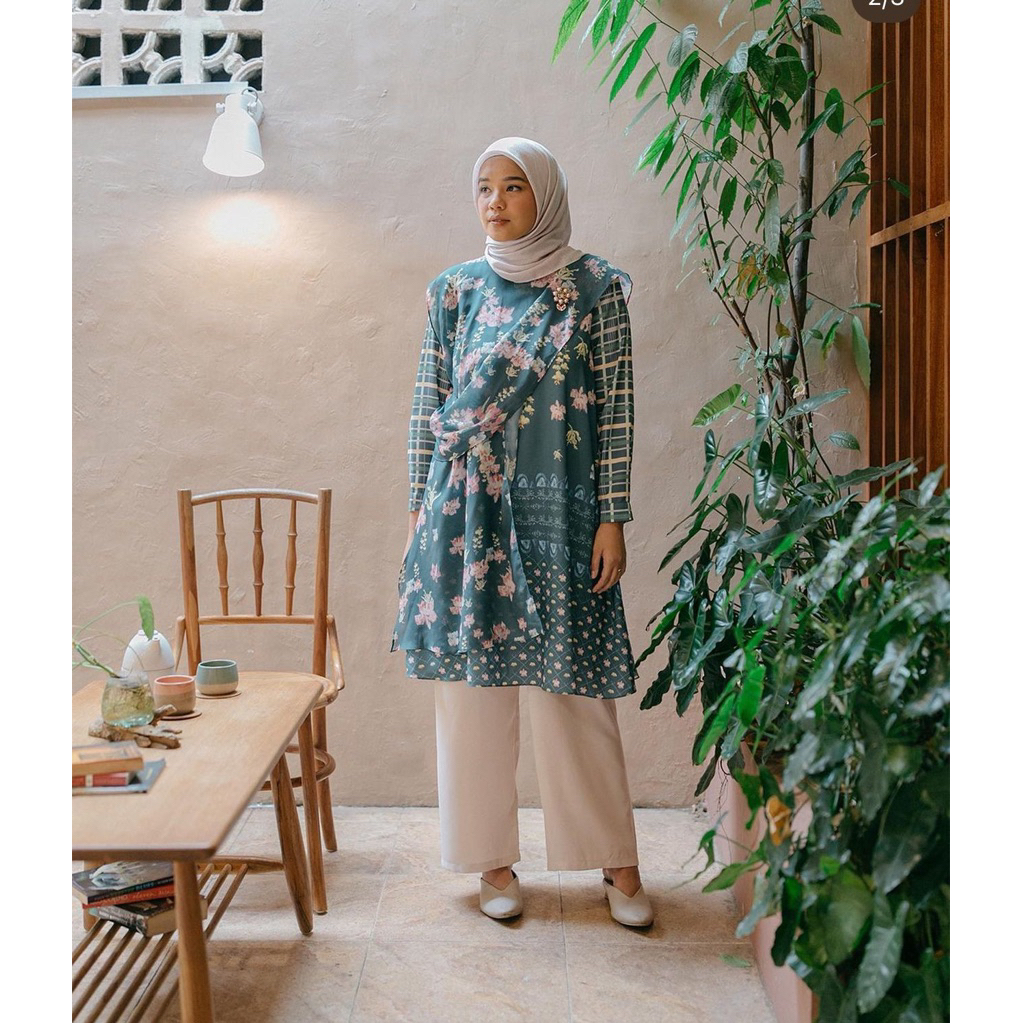 preloved tunik ria miranda