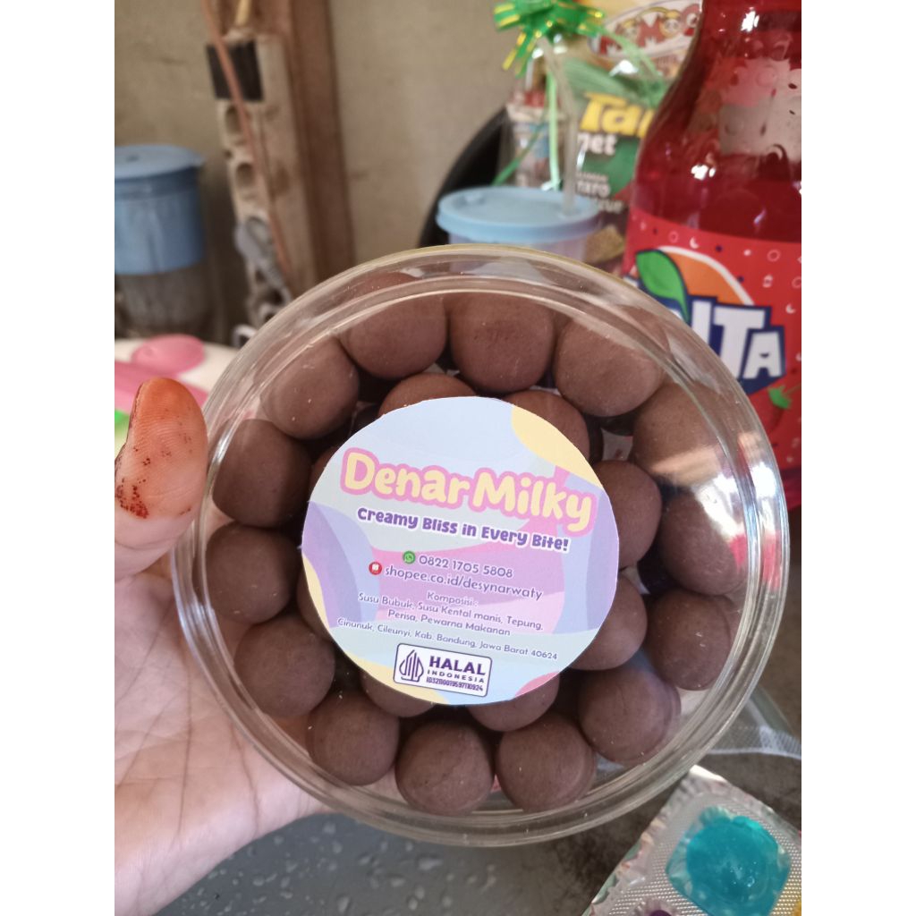 

Bola bola susu cokelat ( toples )