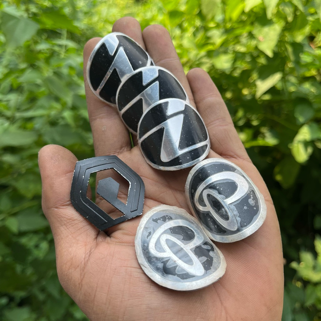 Variasi emblem merk sepeda POLYGON semua sepeda bahan plat almini sudah double tape siap tempel