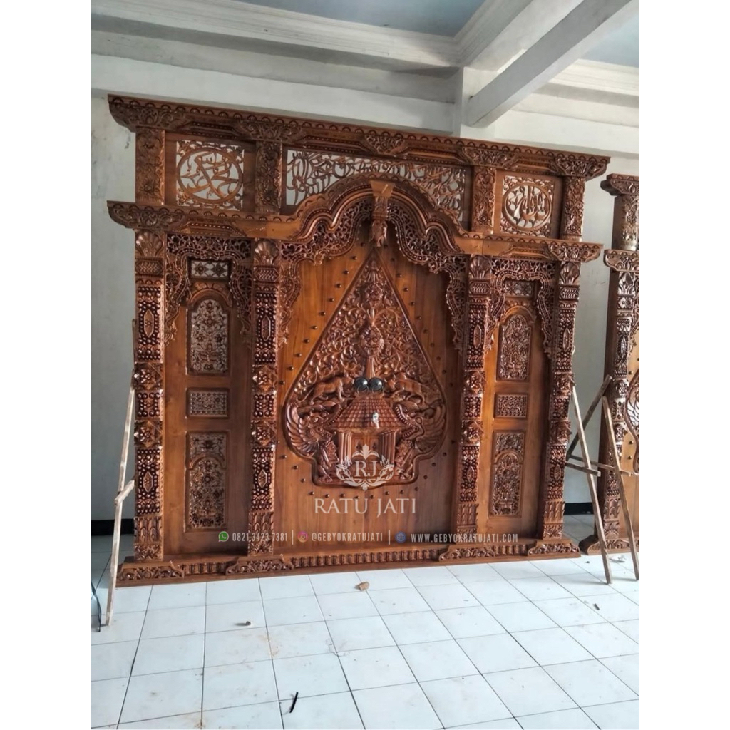 Pintu gebyok jati jepara ukiran wayang kelir 3d