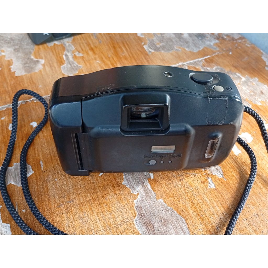 (code H) kamera analog- PENTAX pc 30- bahan