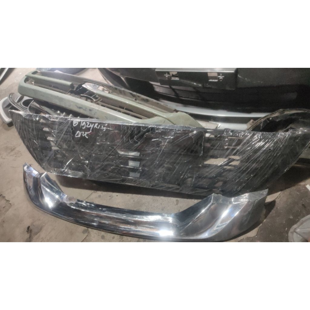 Ram Bemper Avanza Veloz tahun 2016