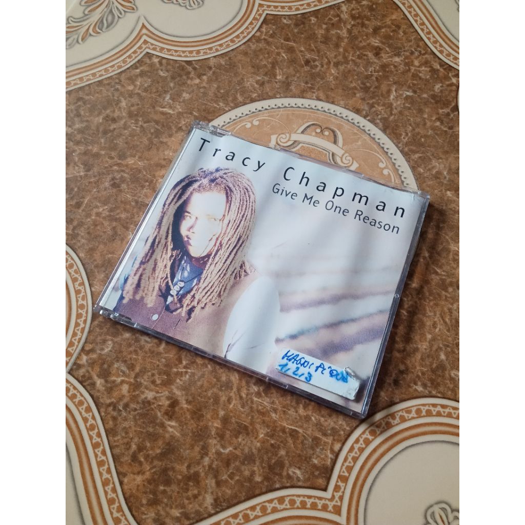 Tracy Chapman - Give Me One Reason (CD, Maxi) (Elektra, Elektra - 7559-66070-2, EKR 213 CD)