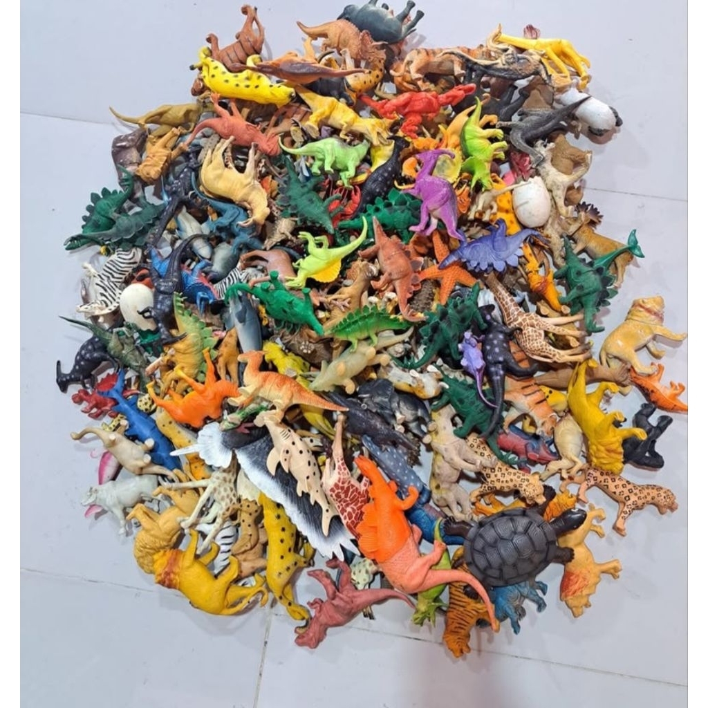 mainan hewan karet kiloan