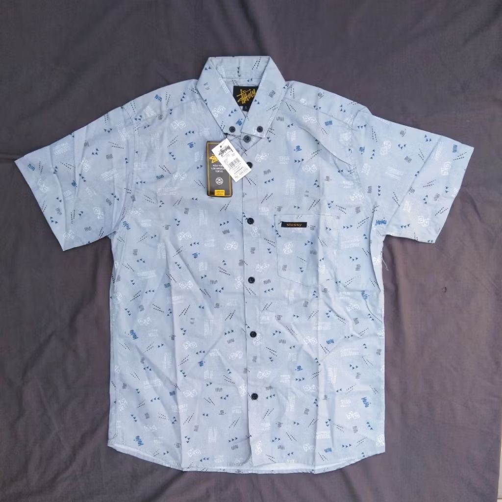 Kemeja Stusy