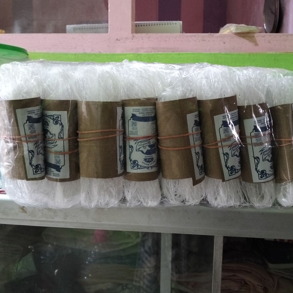 

Sohun mie RRT 50 gram 1 bal isi 40/su'un/suun/suun rrt