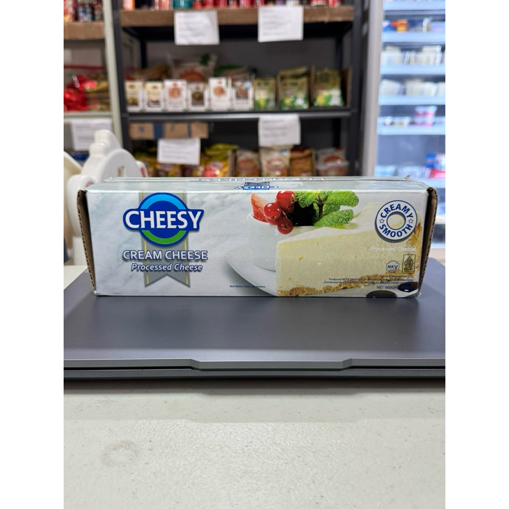 

CHEESY CREAM CHEESE PROCESSED CHEESE 1900gr/ 1,9kg
