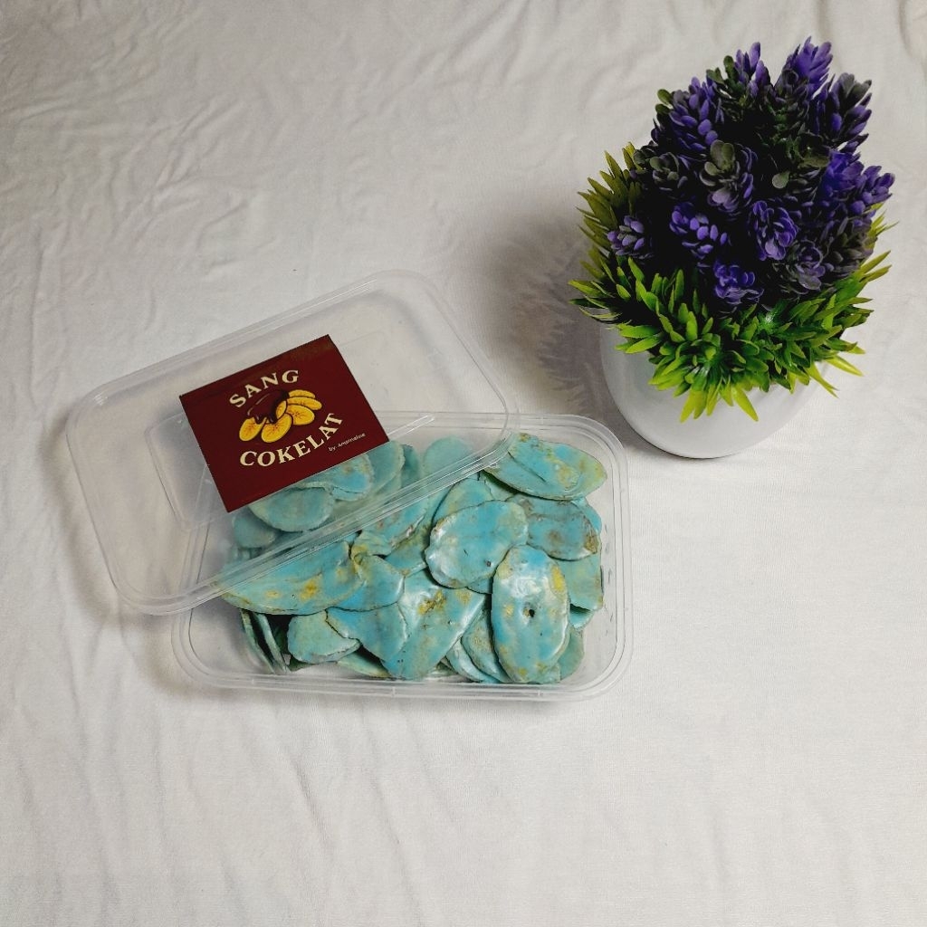 

Keripik pisang blueberry bublegum lumer by.sang cokelat 500ml 125g