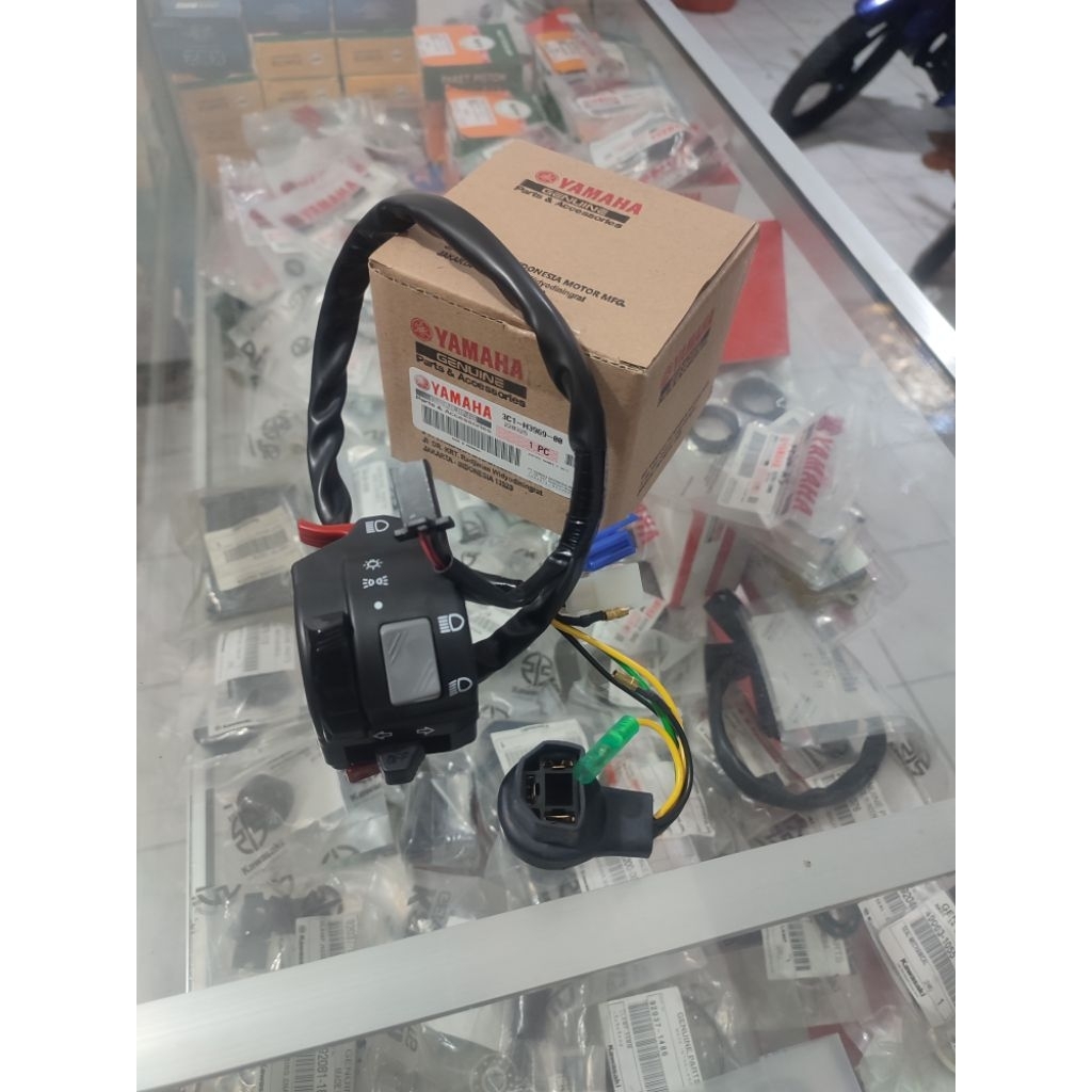 holder kiri Vixion old original