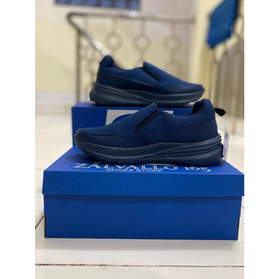 NEW ARRIVAL Slip On Casual Sepatu Pria Ringan Navy