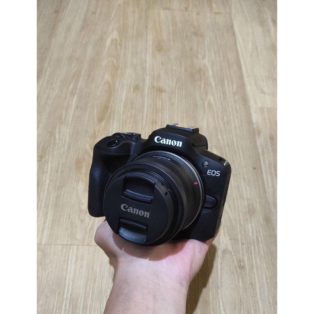 KAMERA CANON EOS R100