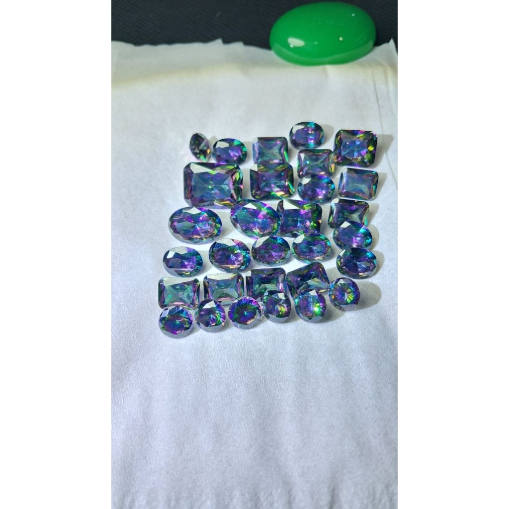 batu permata mistik quartz