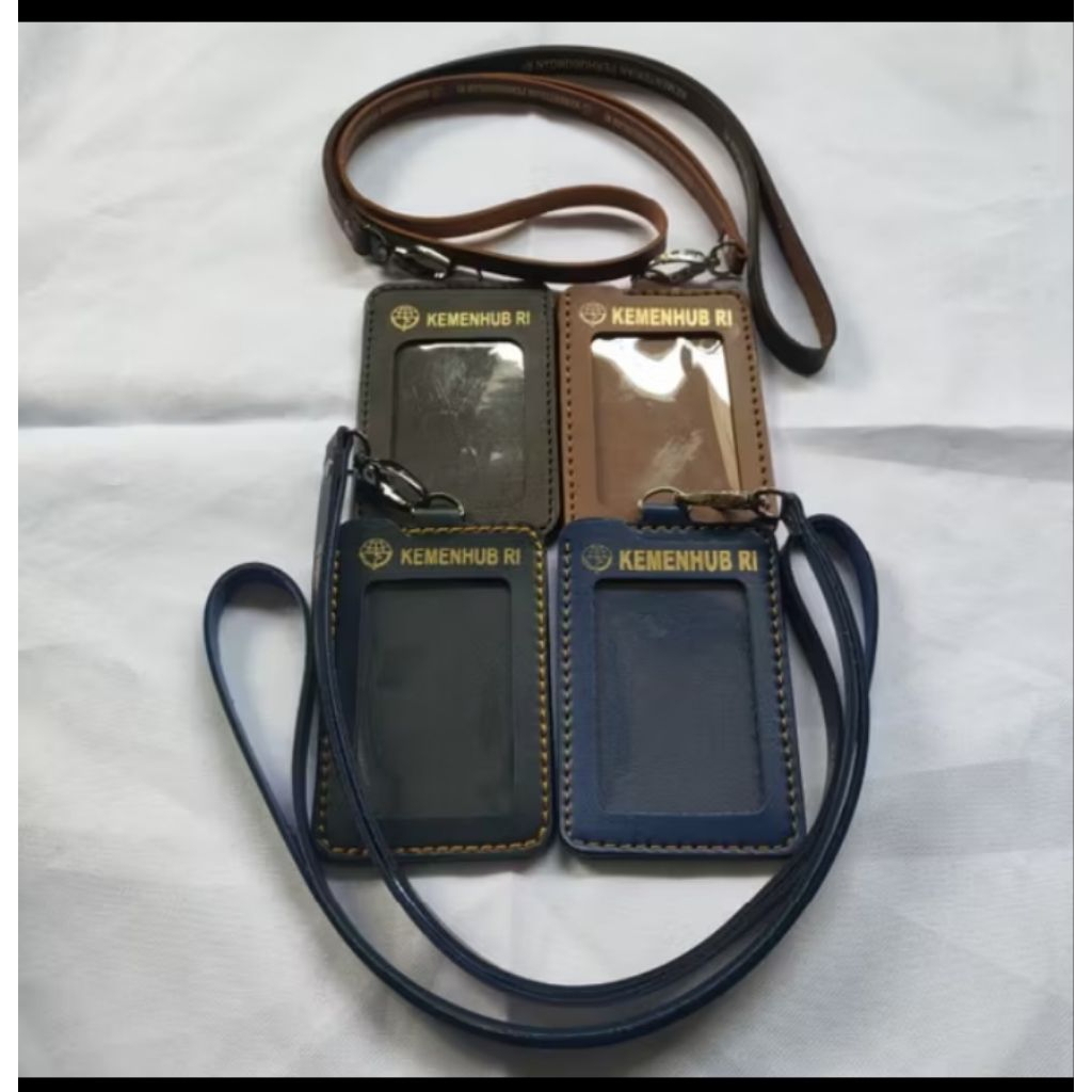 

Lanyard Kemenhub RI / Lanyard Kemenhub / Lanyard Kulit Kemenhub RI / Lanyard Kulit Kemenhub / Atribut PDH Kemenhub / Atribut Dinas Kemenhub / Atribut Perhubungan / Atribut PDH Dishub / Atribut Dinas Perhubungan