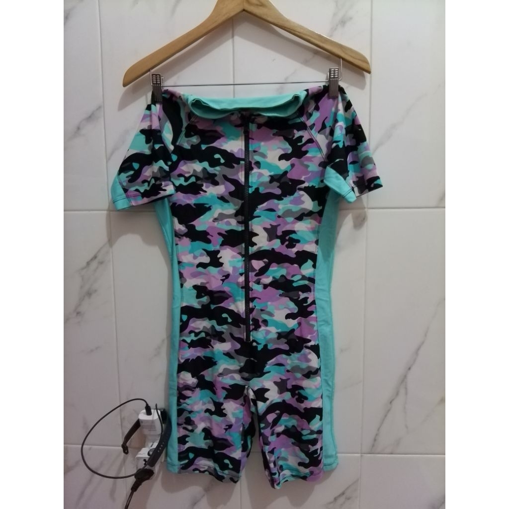[PRELOVED] Baju Renang Pendek Celana Dewasa dan Anak Universal