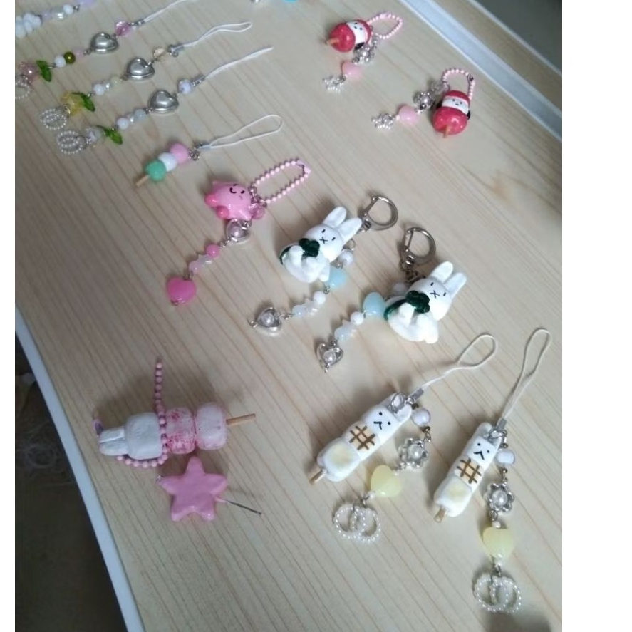 Ninimizi - custom gantungan kunci clay strap phone clay